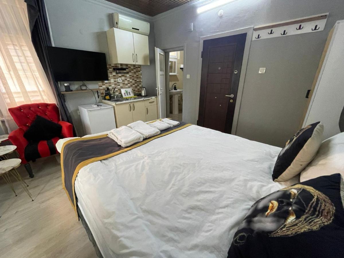 Taksim Red Suite Istanbul Exteriör bild