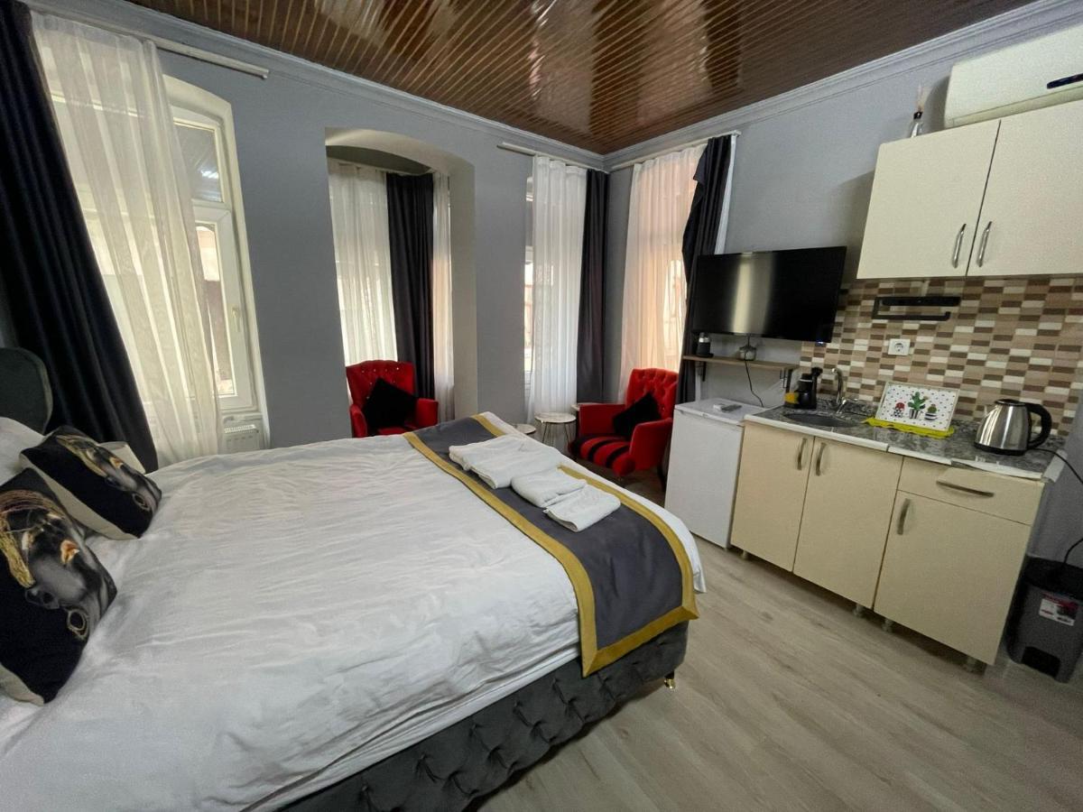 Taksim Red Suite Istanbul Exteriör bild